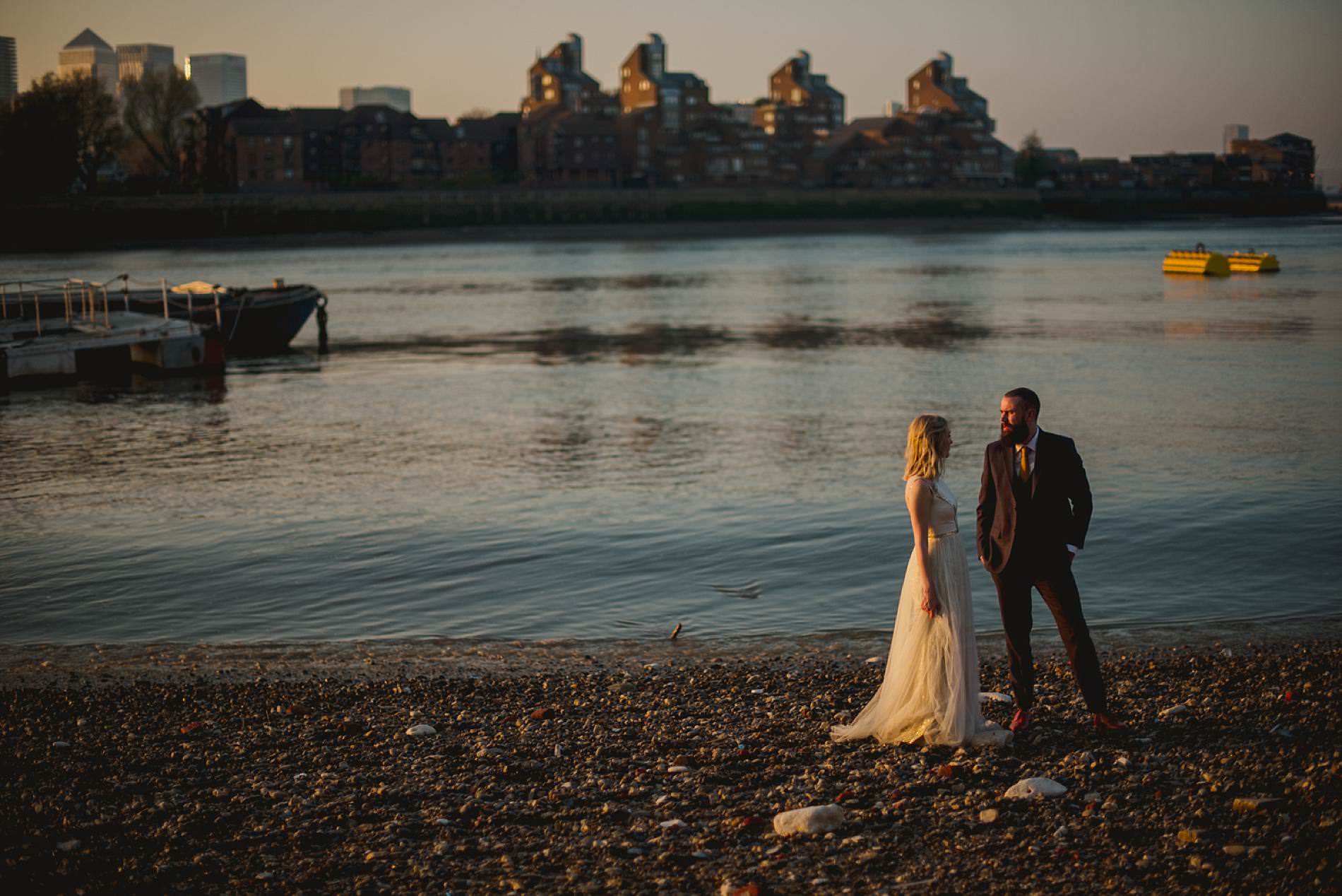 London pub wedding